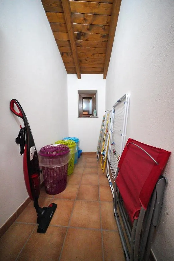 Apartment Ferienwohnung L'Oliveto Nuxis